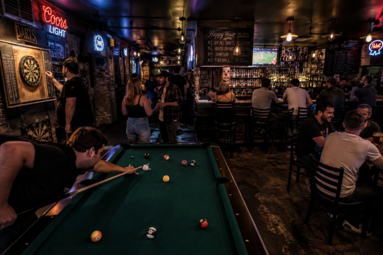 Marana late night bars open past 10PM